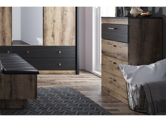 Джаггер, Комод 4S