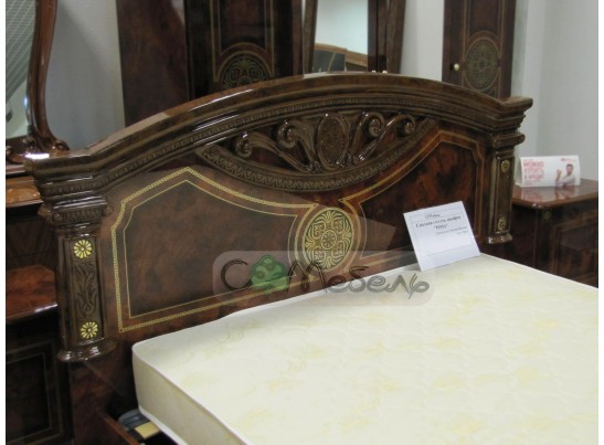 Спальня "Рома" (с 4-х дверным шкафом) орех