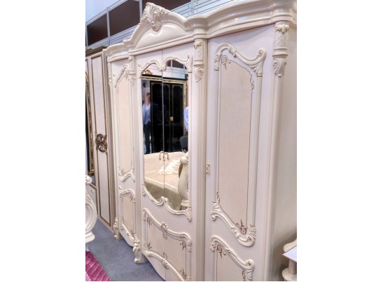 Спальный гарнитур "РАФАЭЛЛА"