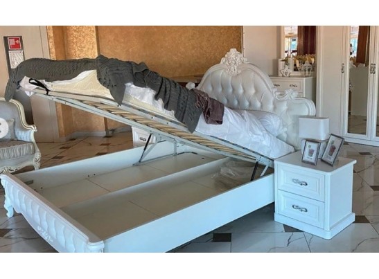 Спальня Мишель с 4-створчатым шкафом, белая