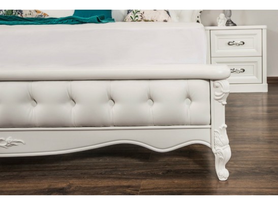 Спальня Мишель с 4-створчатым шкафом, белая