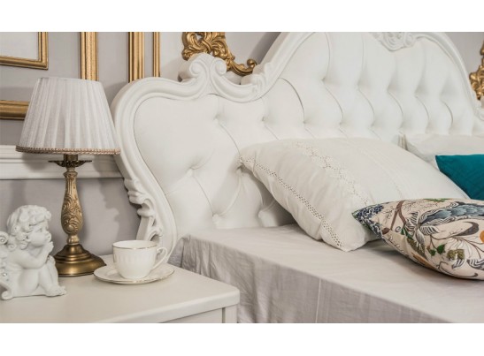 Спальня Мишель с 4-створчатым шкафом, белая