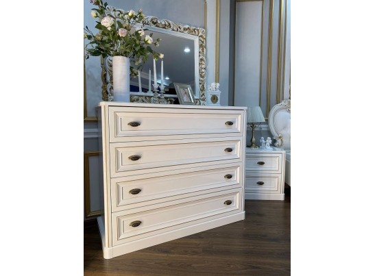 Спальня Натали с 3-створчатым шкафом, белая Спальня Натали с 3-створчатым шкафом, белая