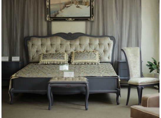 Спальня Мокко из натурального дерева, цвет изабелла