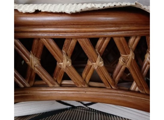 Стол круглый Черчилль