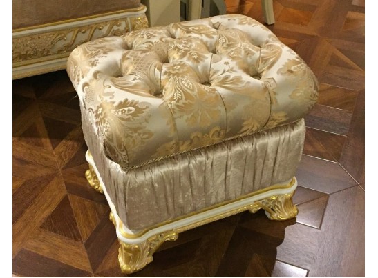 Пуфик (SB55-2B/SAKI-46A) Е62 Монарх, white gold