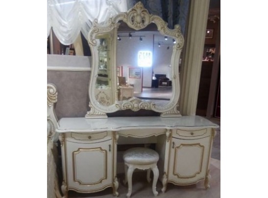 Спальный гарнитур Лорена