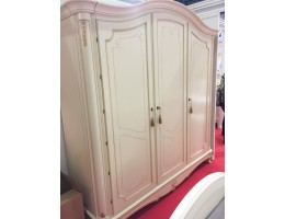 Шкаф 3-х створчатый «Парма 03-02»