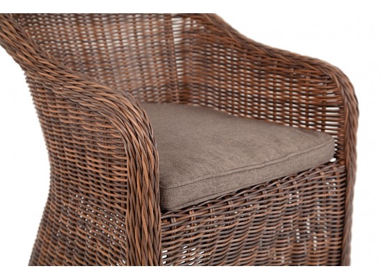 "Равенна" плетеное кресло из искусственного ротанга, цвет коричневый с серой подушкой в Набережных Челнах