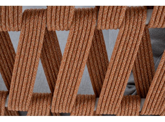 "Диего" кресло плетеное из роупа, каркас алюминий светло-серый (RAL7035) муар, роуп оранжевый меланж круглый, ткань светло-серая в Набережных Челнах