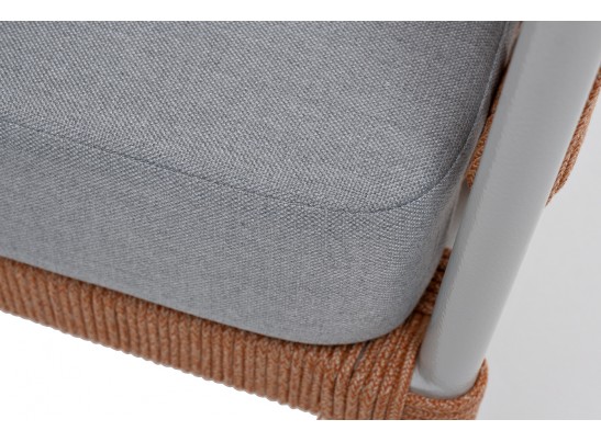 "Диего" кресло плетеное из роупа, каркас алюминий светло-серый (RAL7035) муар, роуп оранжевый меланж круглый, ткань светло-серая в Набережных Челнах