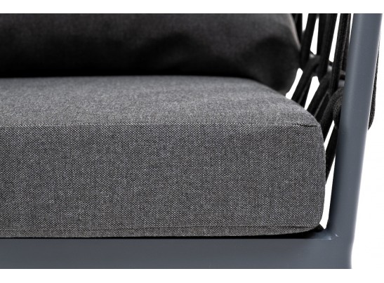 "Диего" кресло плетеное из роупа, каркас алюминий темно-серый (RAL7024) муар, роуп темно-серый круглый, ткань темно-серая 027 в Набережных Челнах