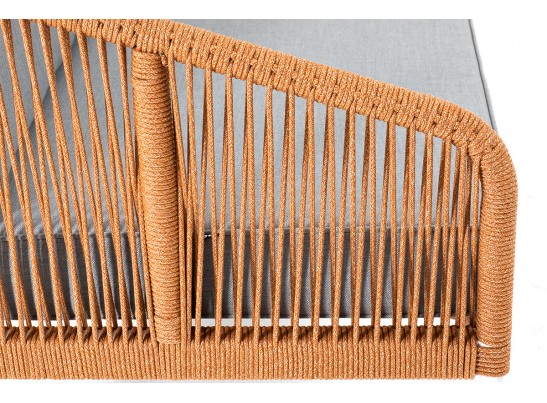 "Канны" диван 2-местный плетеный из роупа, каркас алюминий светло-серый (RAL7035) муар, роуп оранжевый меланж круглый, ткань светло-серая в Набережных Челнах