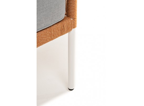 "Канны" диван 2-местный плетеный из роупа, каркас алюминий светло-серый (RAL7035) муар, роуп оранжевый меланж круглый, ткань светло-серая в Набережных Челнах