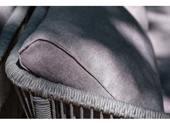 "Канны" диван 2-местный плетеный из роупа, каркас алюминий темно-серый (RAL7024) муар, роуп темно-серый круглый, ткань темно-серая 027 в Набережных Челнах