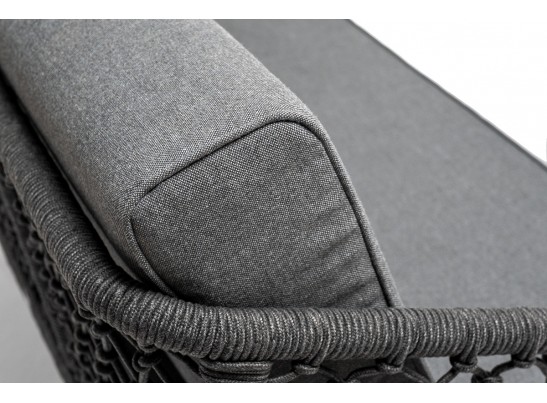 "Канны" диван 2-местный плетеный из роупа (узелки), каркас алюминий темно-серый (RAL7024) муар, роуп темно-серый круглый, ткань темно-серая 027 в Набережных Челнах