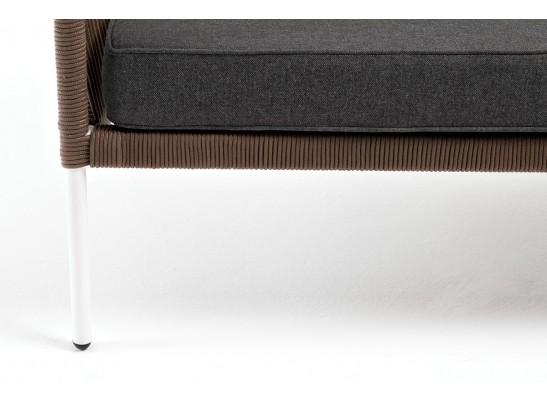 "Канны" диван 2-местный плетеный из роупа, каркас алюминий белый, роуп коричневый круглый, ткань серая в Набережных Челнах