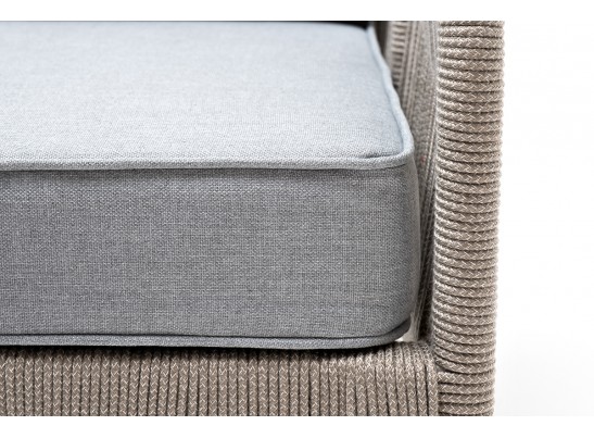 "Канны" кресло плетеное из роупа, каркас алюминий светло-серый (RAL7035) муар, роуп серый меланж круглый, ткань светло-серая в Набережных Челнах