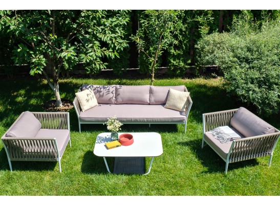 "Касабланка" диван 3-местный плетеный из роупа, каркас алюминий белый муар, роуп бежевый 20мм, ткань бежевая 052 в Набережных Челнах