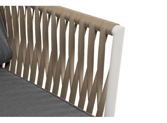 "Касабланка" кресло плетеное из роупа, каркас алюминий светло-серый (RAL7035) муар, роуп серо-коричневый 23мм, ткань серая 017 в Набережных Челнах