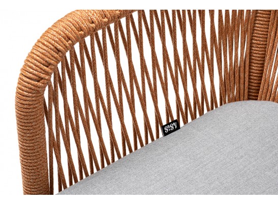 "Лион" стул плетеный из роупа, каркас из стали светло-серый (RAL7035) муар, роуп оранжевый меланж круглый, ткань светло-серая в Набережных Челнах