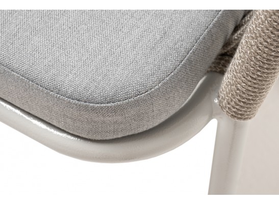 "Лион" стул плетеный из роупа, каркас из стали светло-серый (RAL7035) муар, роуп серый меланж круглый, ткань светло-серая в Набережных Челнах