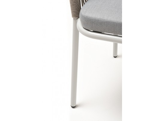 "Лион" стул плетеный из роупа, каркас из стали светло-серый (RAL7035) муар, роуп серый меланж круглый, ткань светло-серая в Набережных Челнах