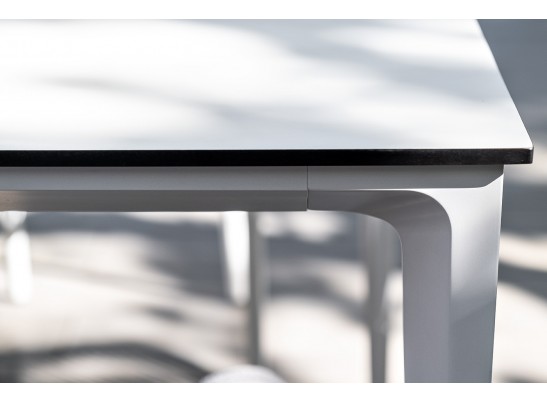 "Малага" обеденный стол из HPL 140х80см, цвет молочный, каркас белый в Набережных Челнах