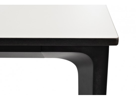 "Малага" обеденный стол из HPL 160х80см, цвет молочный, каркас черный в Набережных Челнах