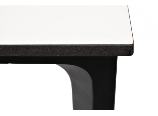 "Малага" обеденный стол из HPL 90х90см, цвет молочный, каркас черный в Набережных Челнах