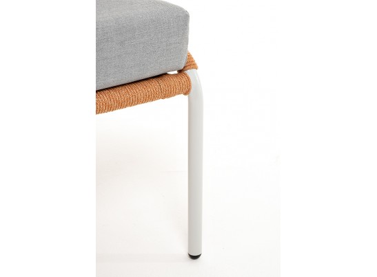 "Милан" диван 2-местный плетеный из роупа, каркас алюминий светло-серый (RAL7035) муар, роуп оранжевый меланж круглый, ткань светло-серая в Набережных Челнах