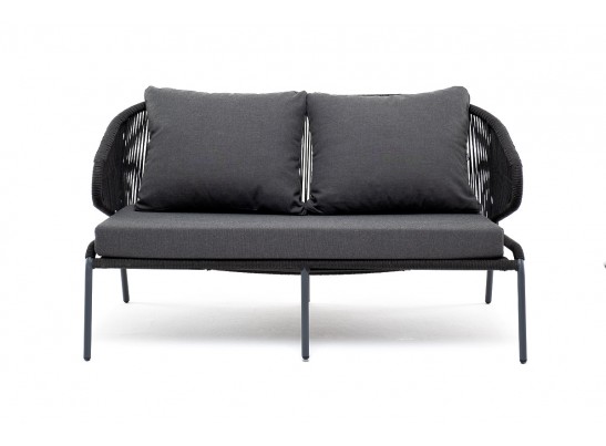 "Милан" диван 2-местный плетеный из роупа, каркас алюминий темно-серый (RAL7024) муар, роуп темно-серый круглый, ткань темно-серая 027 в Набережных Челнах