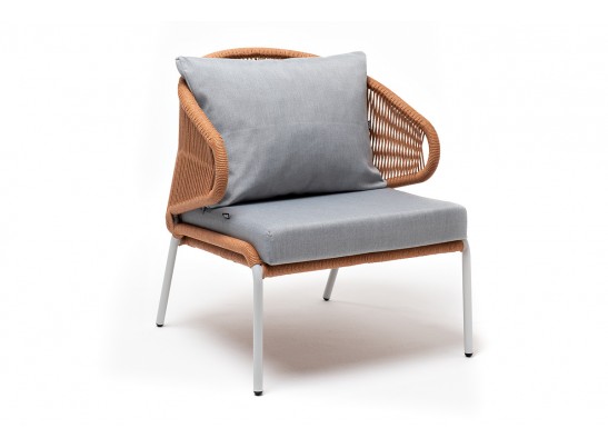 "Милан" кресло плетеное из роупа, каркас алюминий светло-серый (RAL7035) муар, роуп оранжевый меланж круглый, ткань светло-серая в Набережных Челнах