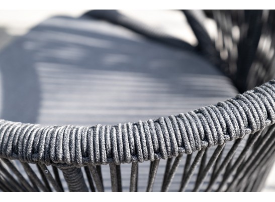 "Милан" стул плетеный из роупа, каркас алюминий темно-серый (RAL7024) шагрень, роуп темно-серый круглый, ткань темно-серая в Набережных Челнах