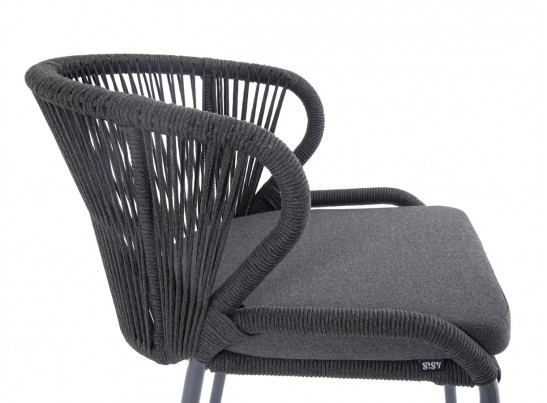 "Милан" стул плетеный из роупа, каркас алюминий темно-серый (RAL7024) муар, роуп темно-серый круглый, ткань темно-серая 027 в Набережных Челнах