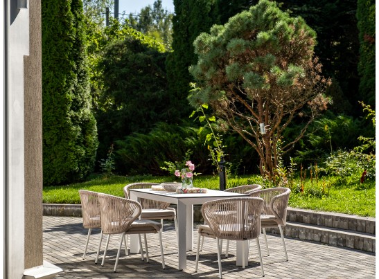 "Венето" обеденная группа на 6 персон со стульями "Милан", каркас белый, роуп бежевый в Набережных Челнах