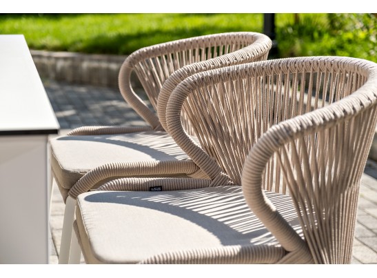 "Венето" обеденная группа на 6 персон со стульями "Милан", каркас белый, роуп бежевый в Набережных Челнах