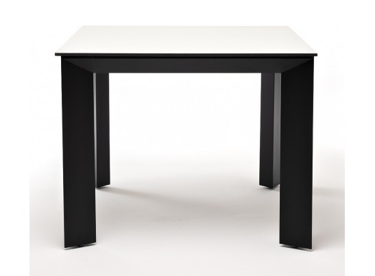 "Венето" обеденный стол из HPL 90х90см, цвет молочный, каркас черный в Набережных Челнах