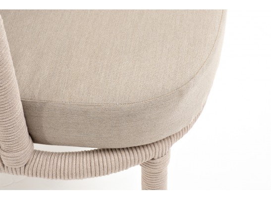 "Верона" кресло плетеное из роупа, каркас алюминий белый муар, роуп бежевый круглый, ткань бежевая 052 в Набережных Челнах