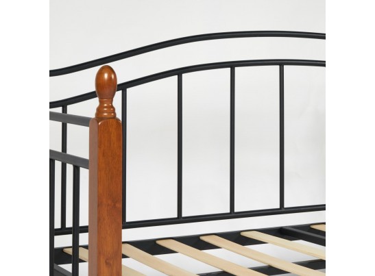 Кровать LANDLER Wood slat base Кровать LANDLER Wood slat base