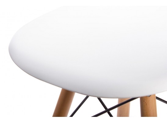 Стул барный Eames белый в Набережных Челнах