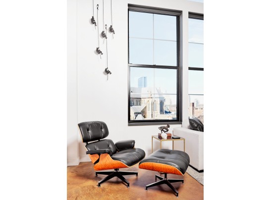 Кресло EAMES LOUNGE CHAIR и оттоманка EAMES LOUNGE CHAIR чёрные в Набережных Челнах