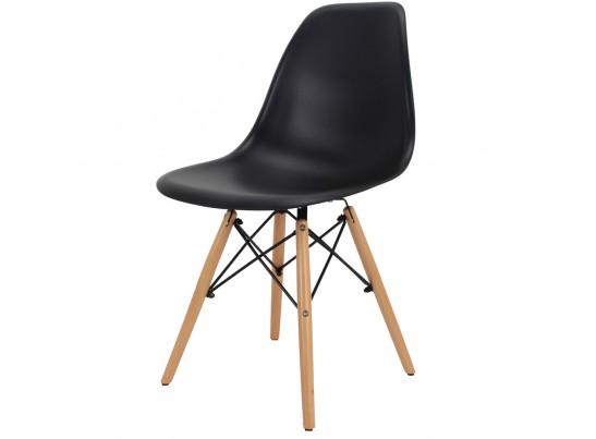 Комплект из 4-х стульев Eames чёрный в Набережных Челнах