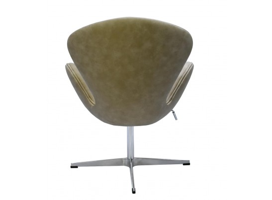 Кресло SWAN CHAIR бежевый матовый с эффектом состаренная кожа в Набережных Челнах