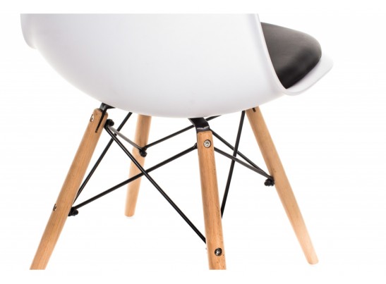 Стул Eames PC-011 белый / черный в Набережных Челнах