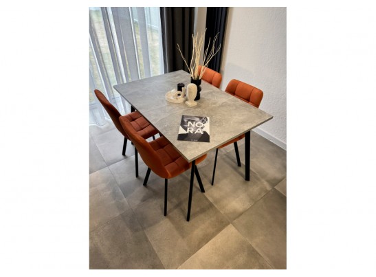 Деревянный стол Кортни 117 (157) x 77 бетон светлый / черный матовый в Набережных Челнах