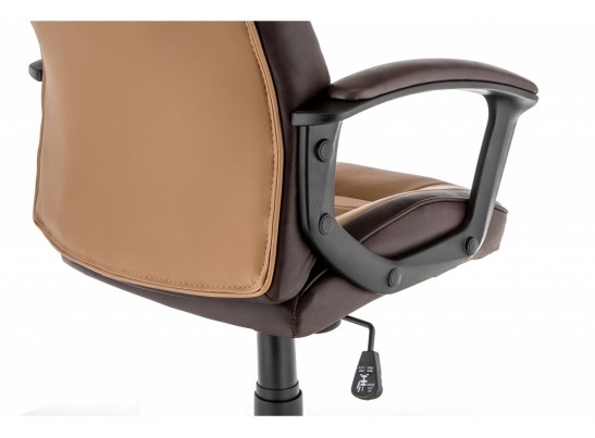 Компьютерное кресло Gamer коричневое в Набережных Челнах