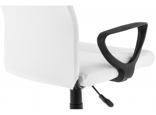 Компьютерное кресло Favor белое в Набережных Челнах