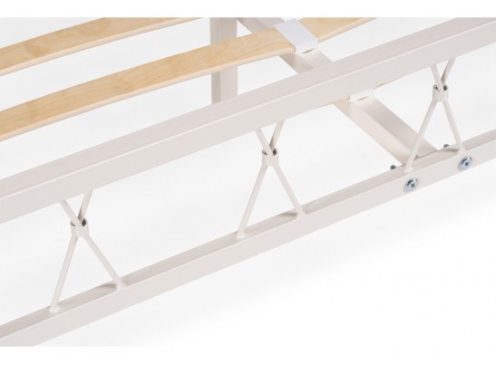 Полутораспальная кровать Иоханна 18 140х200 белая в Набережных Челнах