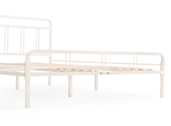 Полутораспальная кровать Рейк 140х200 белая в Набережных Челнах